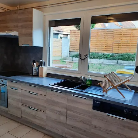 Holiday home Charmante Maison 8 Personnes A 2 Pas De Wimereux